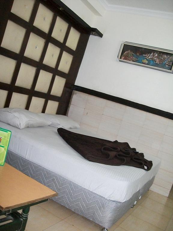 Hotel Milan Continental Delhi  Luaran gambar